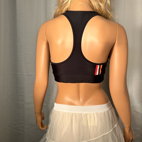 Who doesn’t like PE Nation ? Sports Bra - Picture 5 of 7
